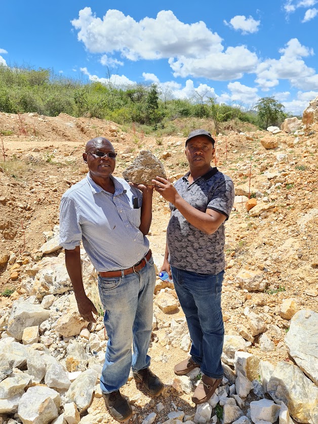 Kiangururu Main Site